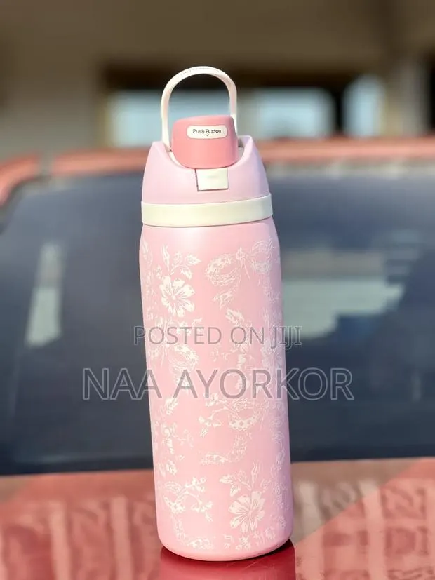Kids Water Bottle · Photo 3