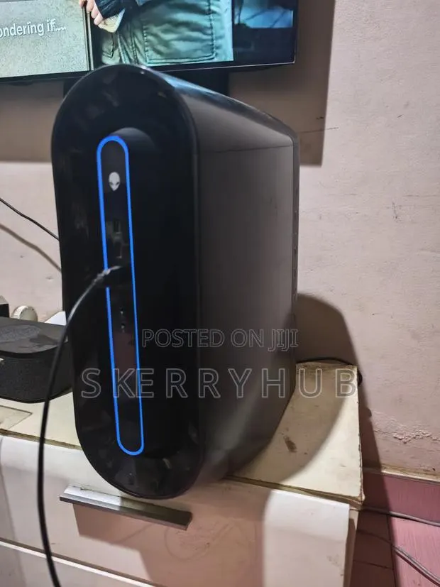 Desktop Computer Dell Alienware Aurora R12 32GB Intel Core i7 SSD 1T · Photo 1