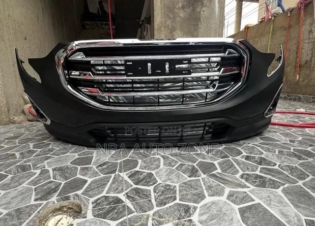 GMC Terrain 2017-2021 Complete Front Bumper · Photo 1