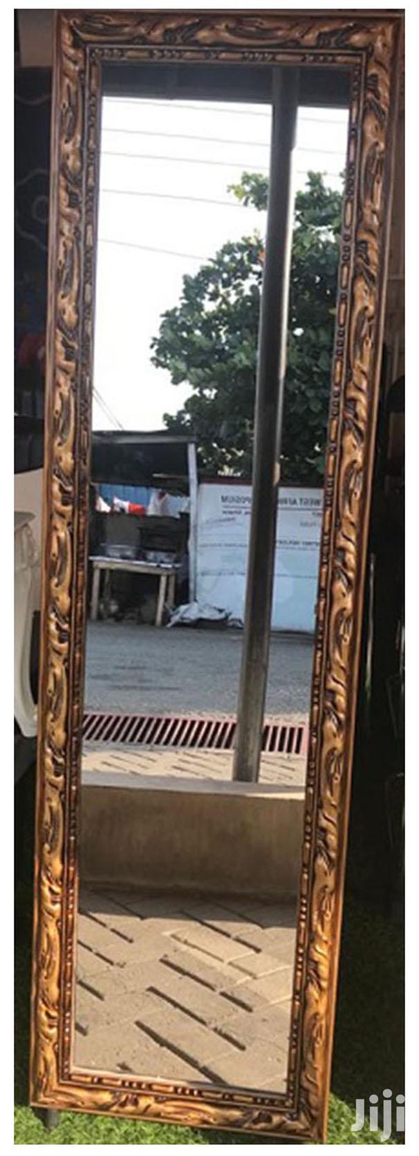 Dressing Mirror · Photo 1