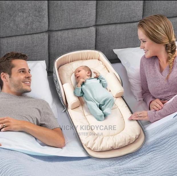 Portable Baby Bed · Photo 8