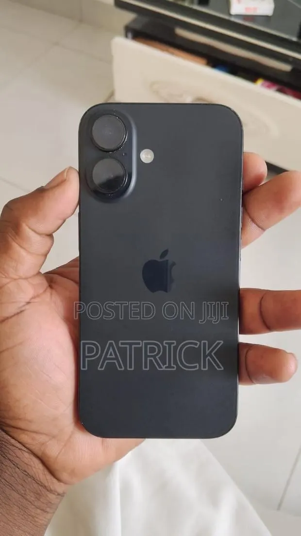 Apple iPhone 16 512 GB Black · Photo 1