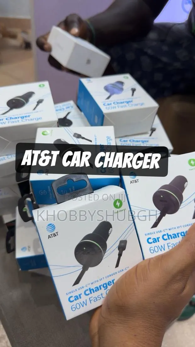At T Car USB C Charger · Photo 1