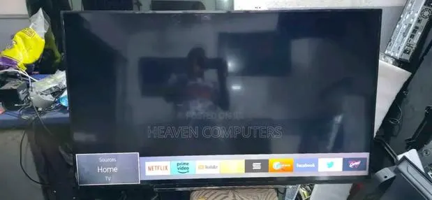 Toshiba 55inches TV · Photo 1