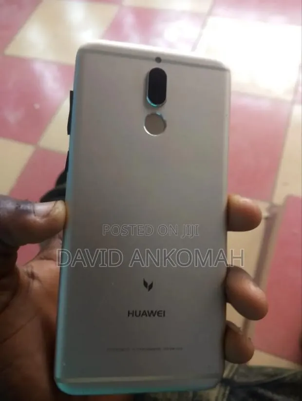 Huawei Mate 10 Lite 64 GB Graphite · Photo 1