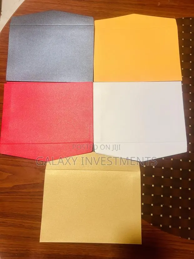 High-Quality Invitation Envelopes (10 in a Pack) · Photo 1