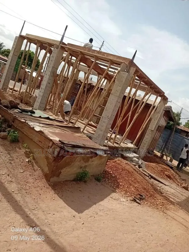 Decking Materials for Rentals Installation and Dismantle After 21days · Photo 1