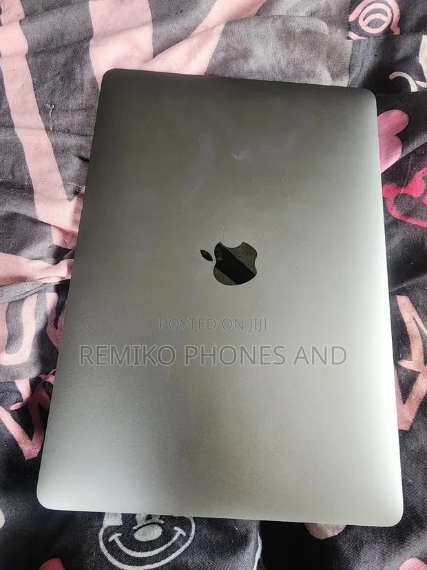 Laptop Apple MacBook Pro 2019 16GB Intel Core I7 SSD 512GB · Photo 1
