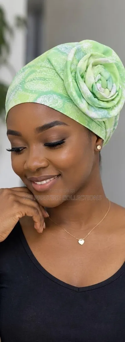 Women’s Floral Knot Turban · Photo 1