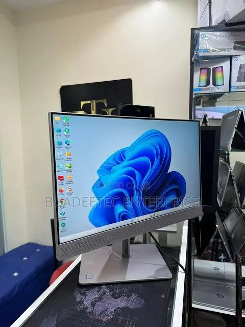 Desktop Computer HP EliteOne 800 16GB Intel Core i5 SSD 512GB