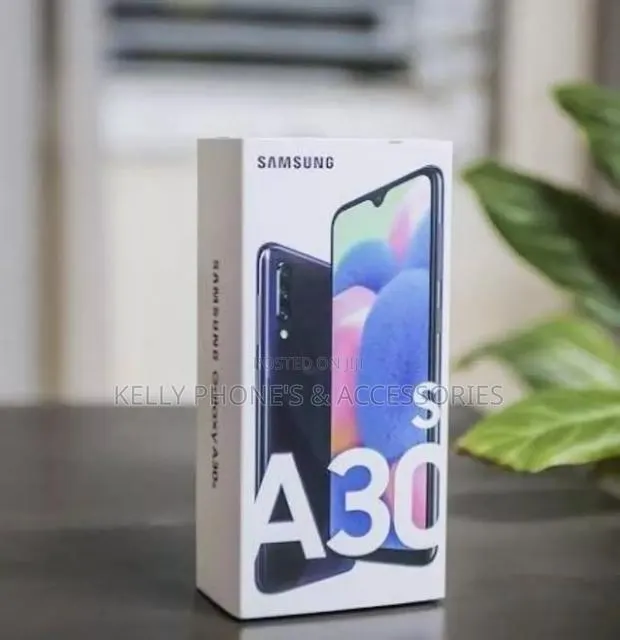 New Samsung Galaxy A30 64 GB Black · Photo 1
