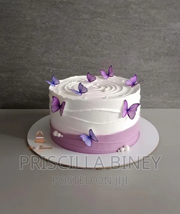Budget Friendly Cream Cake · Photo 1