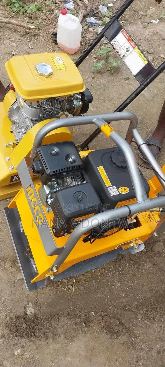 Plate Compactor for Hiring · Photo 1