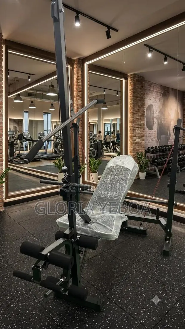Adjustable Weight Bench · Photo 1