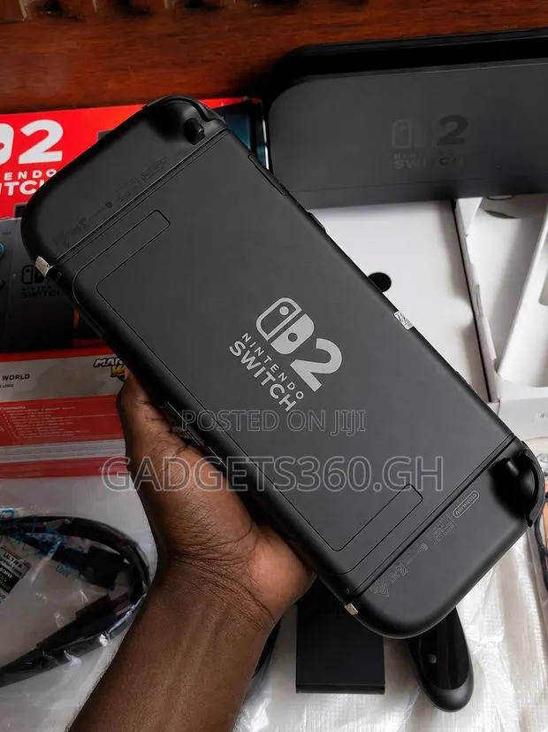 Nintendo Switch 2 (256GB + Free Game Cartridge) · Photo 2