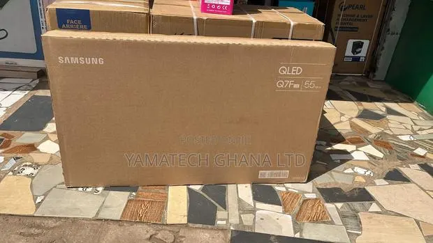 Samsung 55inch Qled Smart TV · Photo 1