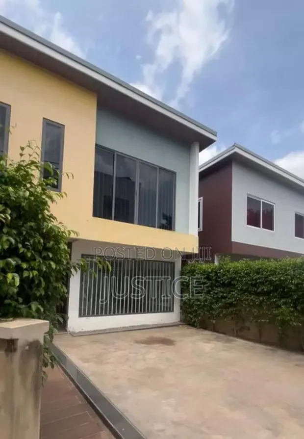 3bdrm Townhouse / Terrace in Special Ice Oyarifa for rent · Photo 1
