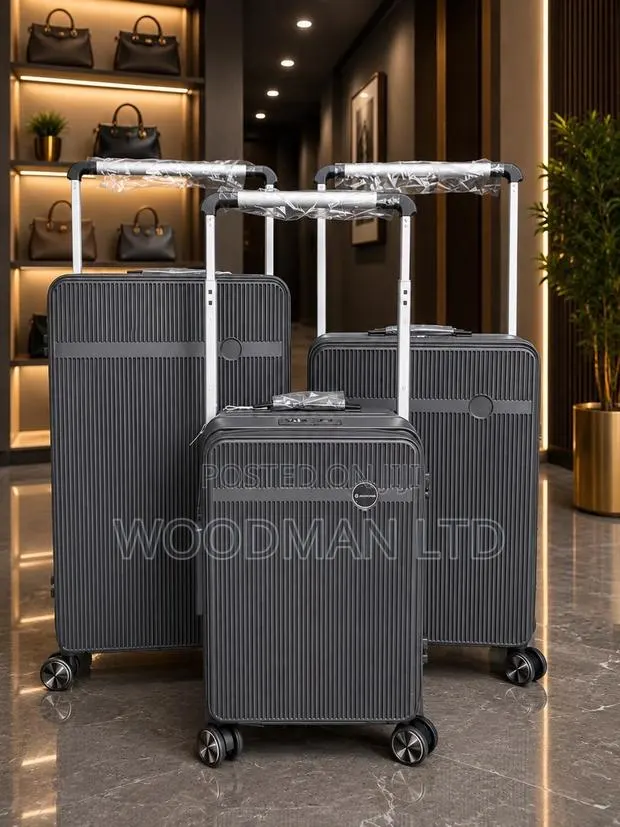 Super Luxurious Anti Crack Travel Luggage · Photo 1
