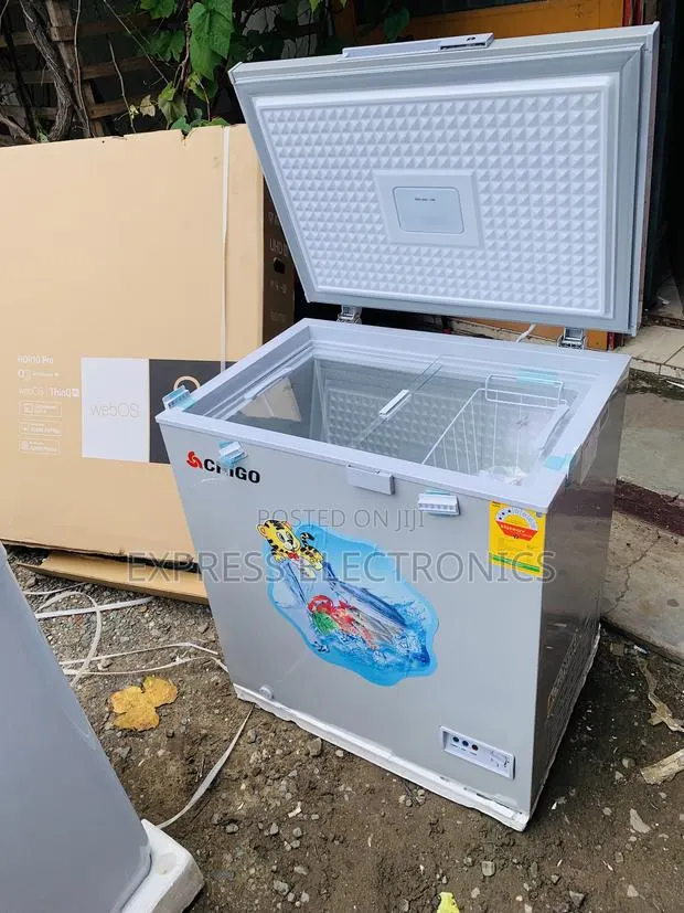 Hot Deals on Chest Freezer Single Door 142L Chigo · Photo 1