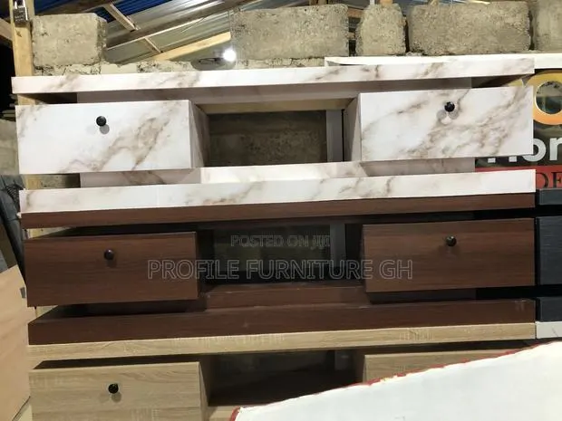TV Stand 5 Feet Long · Photo 1