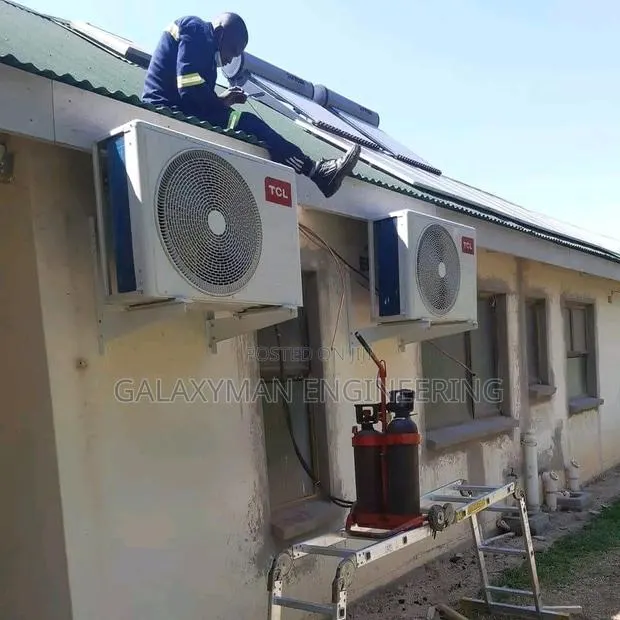 Aircondition Pipes Laying · Photo 1