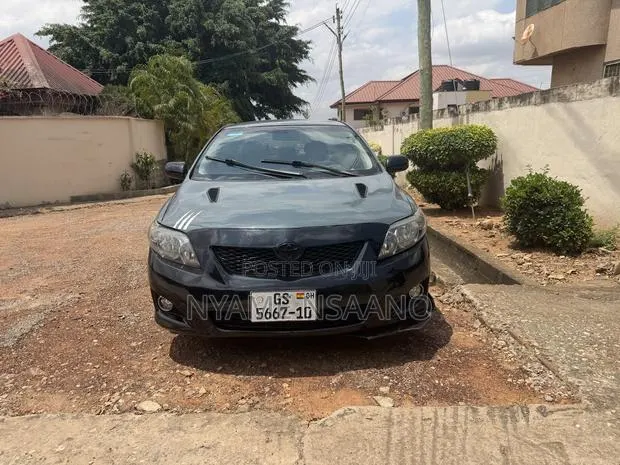 Toyota Corolla LE 4dr Sedan (1.8L 4 cyl 4A) 2009 Gray · Photo 1