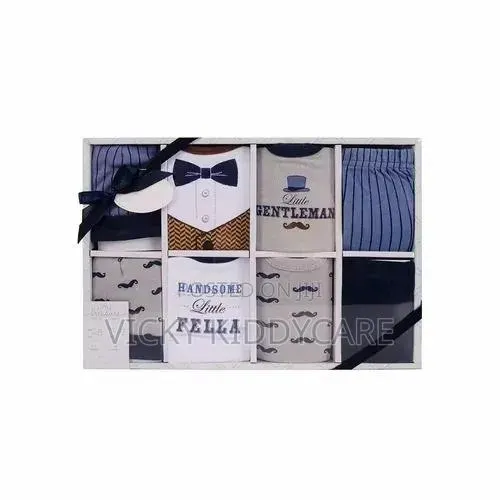 Hudson Baby Boy Clothes Set 0 to 6 Months · Photo 2