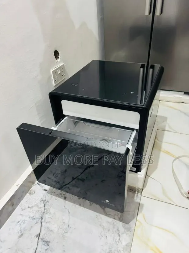A Modern Smart Side Table · Photo 1