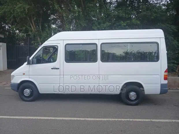 Mercedes-Benz Sprinter 2009 White · Photo 1