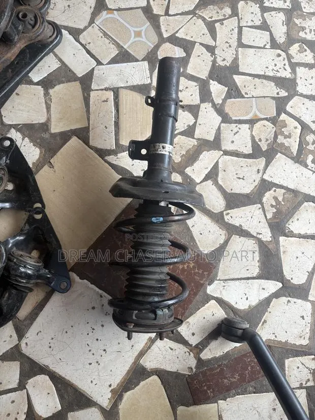 Oem Honda Accord 2013-2017 Front Shocks · Photo 1