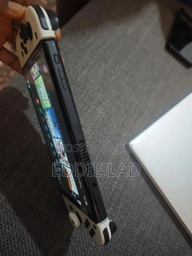 Nintendo Switch 1 Oled · Photo 1