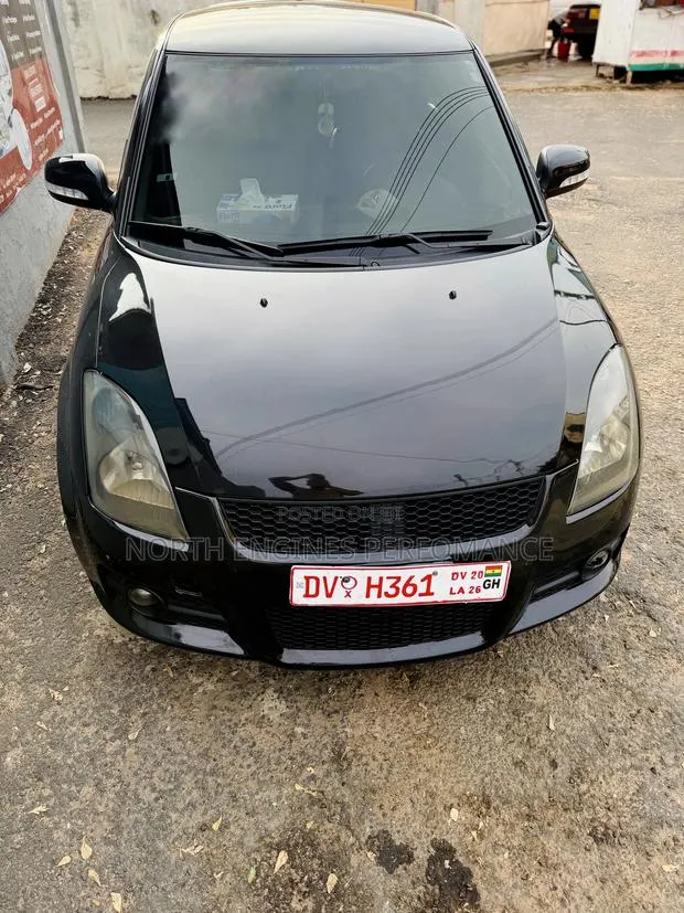 Suzuki Swift 2012 Black · Photo 1