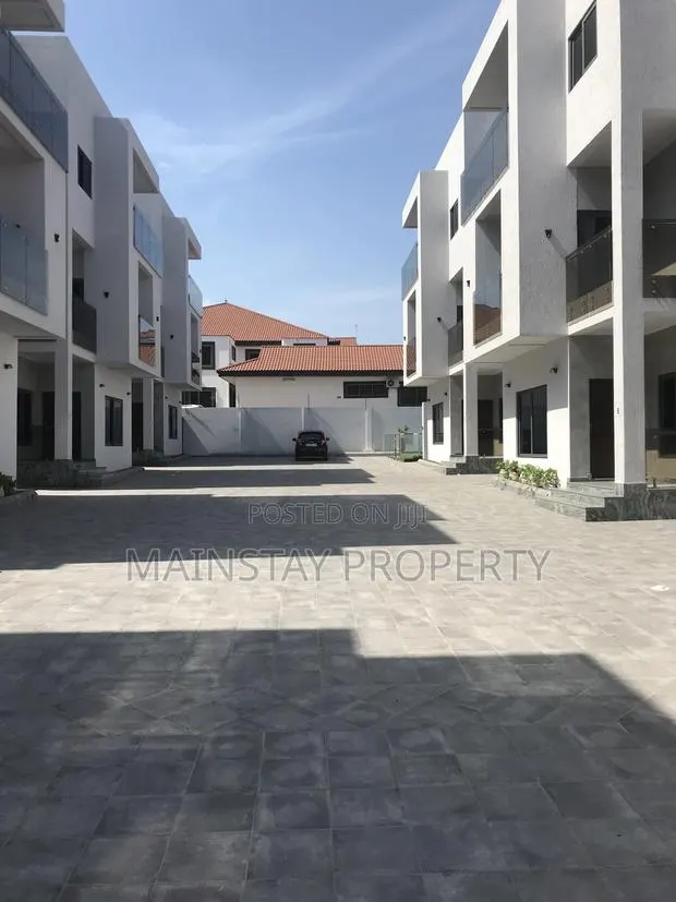 4bdrm Townhouse / Terrace in Mainstay Estates, East Legon for rent · Photo 1
