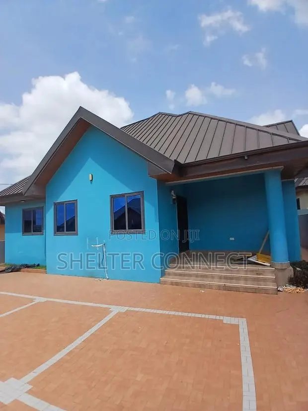 3bdrm House in Oyarifa, Ghana Flag for rent · Photo 1