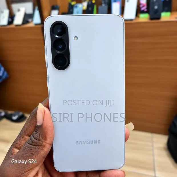 Samsung Galaxy A56 256 GB Silver