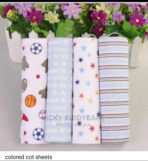 Baby Flannel Cot Sheet · Photo 1