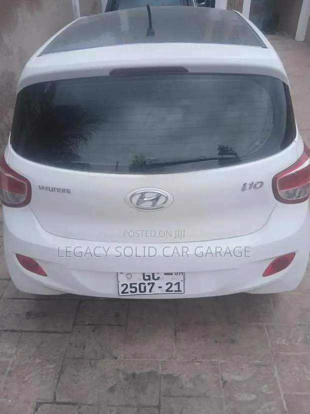 Hyundai I10 2011 White · Photo 1