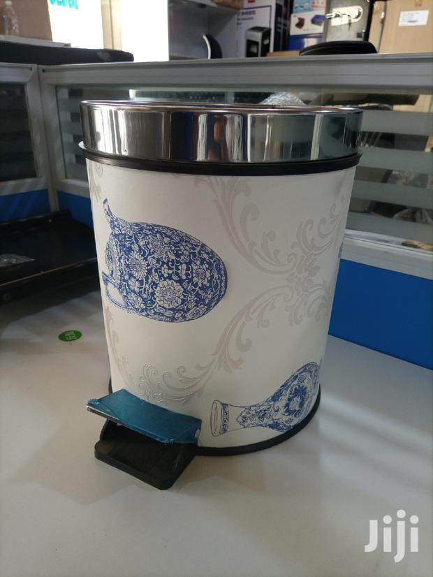 Office Bin · Photo 1