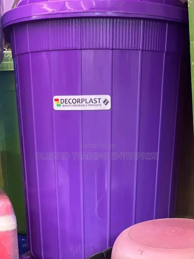 Large Water Barrel · Photo 1