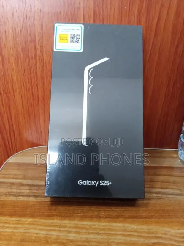 New Samsung Galaxy S25+ 256 GB Green · Photo 1