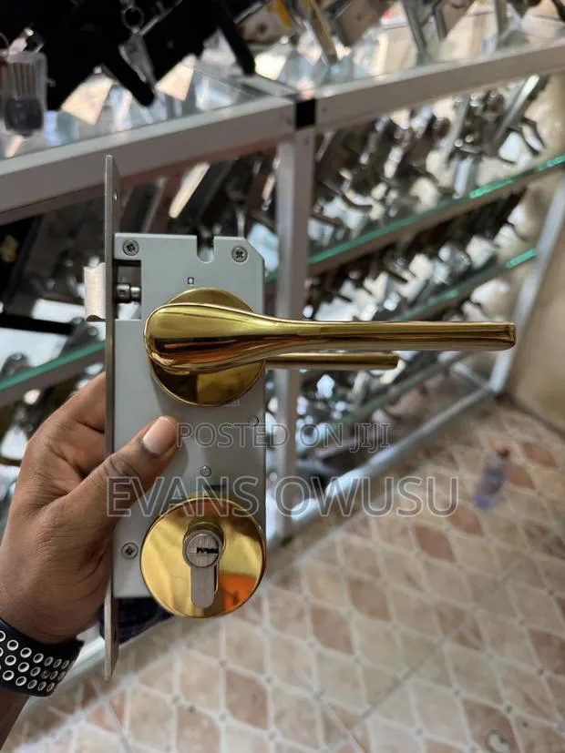 Plantex Gold Door Lock · Photo 1