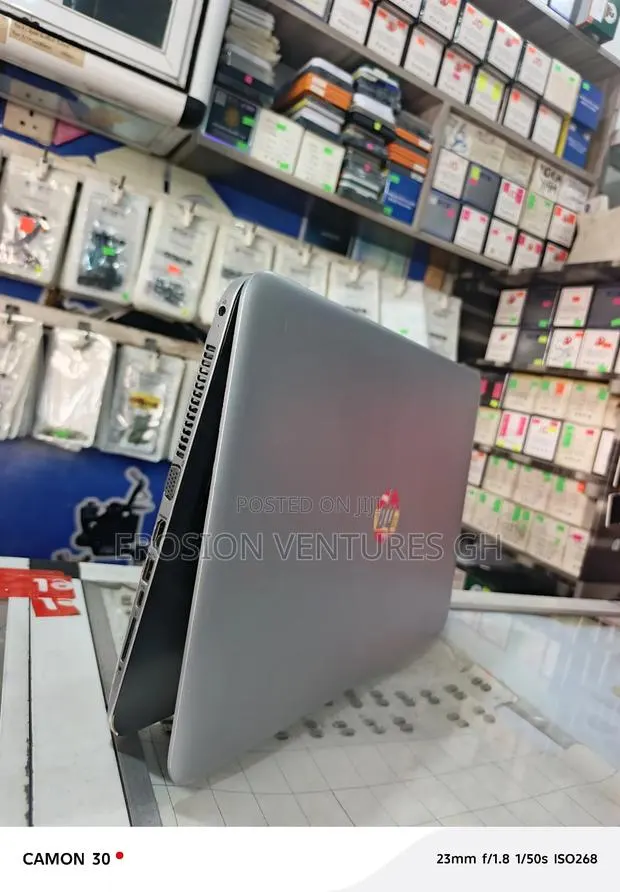 Laptop HP 16GB Intel Core i3 SSD 320GB · Photo 1
