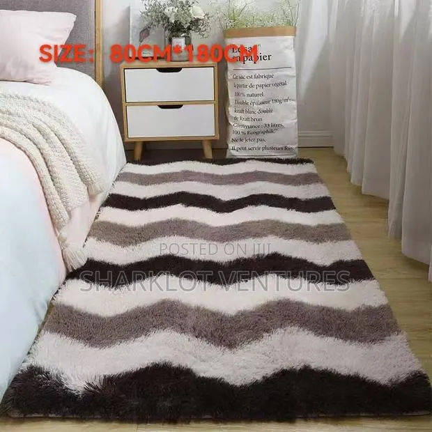 80x180cm Bedside Luxuriously Designed Carpets · Photo 1