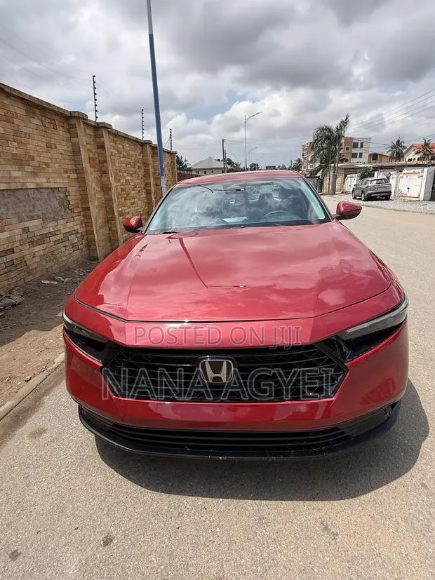 Honda Accord LX CVT 2023 · Photo 1