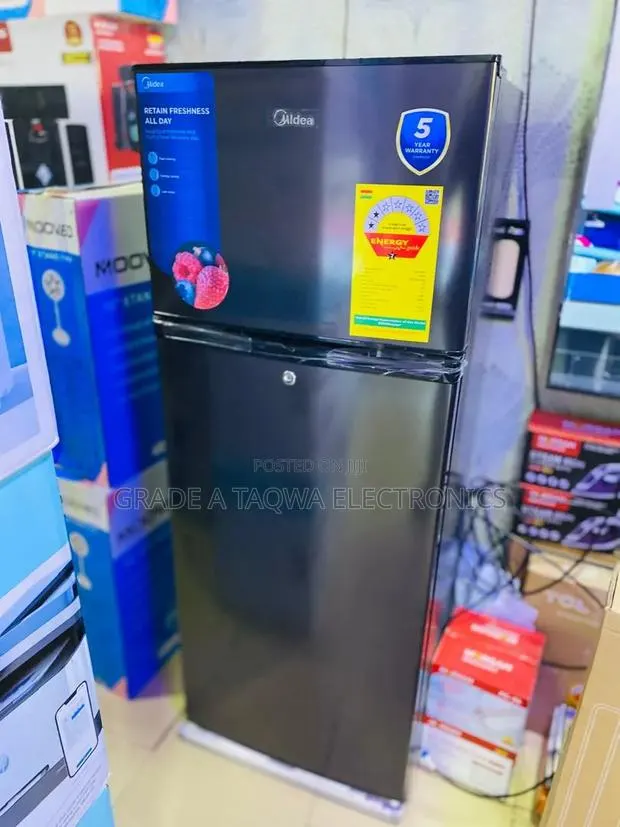 41L Frozen Compartment Midea 204-L Bottom Freezer · Photo 1