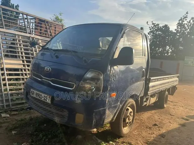 Kia Bongo 2014 Blue · Photo 1