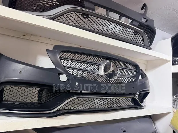 Mercedes Benz C 300 ( C43) 2017-2020 Front Bumper Complete · Photo 1