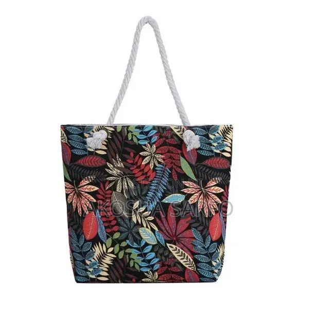 Vintage Tote Bags · Photo 1