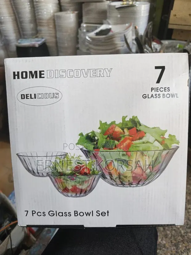 7 Piece Glass Salad Bowl · Photo 1