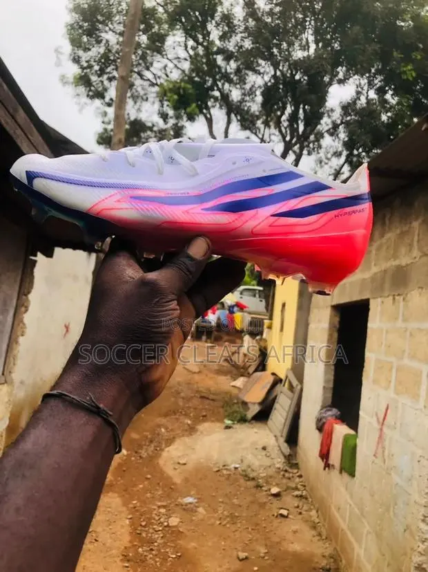 Football Boots · Photo 1